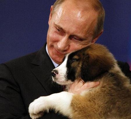 とある呑んだくれオヤジの戯言 プーチン氏 再び 子犬には笑顔で頬ずり